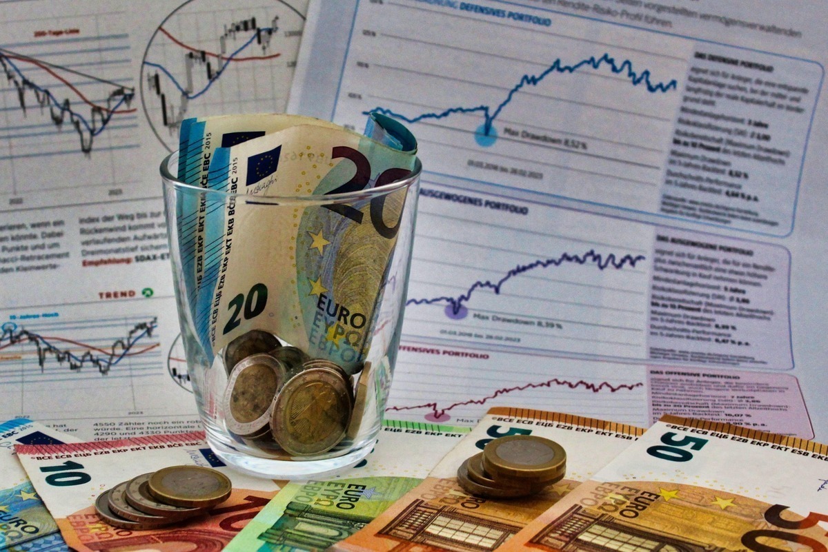 Umfassender Marktbericht zum Immobilienmarkt in Schwäbisch Gmünd: Angebotslage, Nachfragesegmente, Lagequalitäten und Stadtentwicklung – ergänzt um Kennziffern und offizielle Marktberichte.